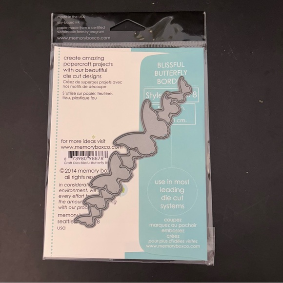 Memory Box Blissful butterfly border die 5.5 x 1.3 inches - Picture 3 of 9
